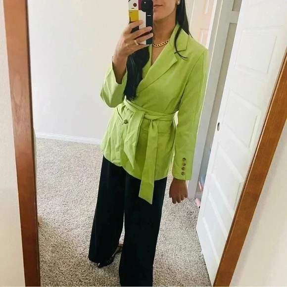 OVERSIZED Satin Blazer - Picture 2 of 9